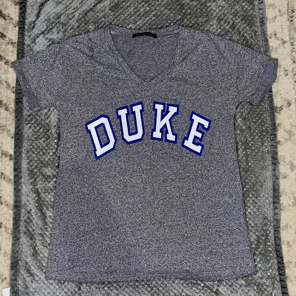Women's DUKE Casual V-Neck Tee 💙